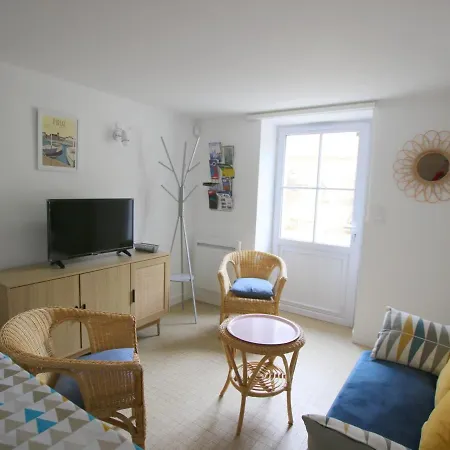Maison Typique 2 Chambres, Jardinet Prive, A 200m Et Commerces - Brevin Les Pins - Fr-1-364-133 Holiday home *