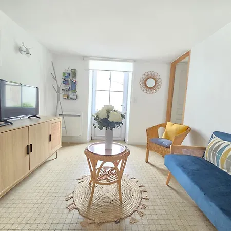 Сasa de vacaciones Maison Typique 2 Chambres, Jardinet Privé, à 200m Et Commerces - Brevin Les Pins - Fr-1-364-133 *